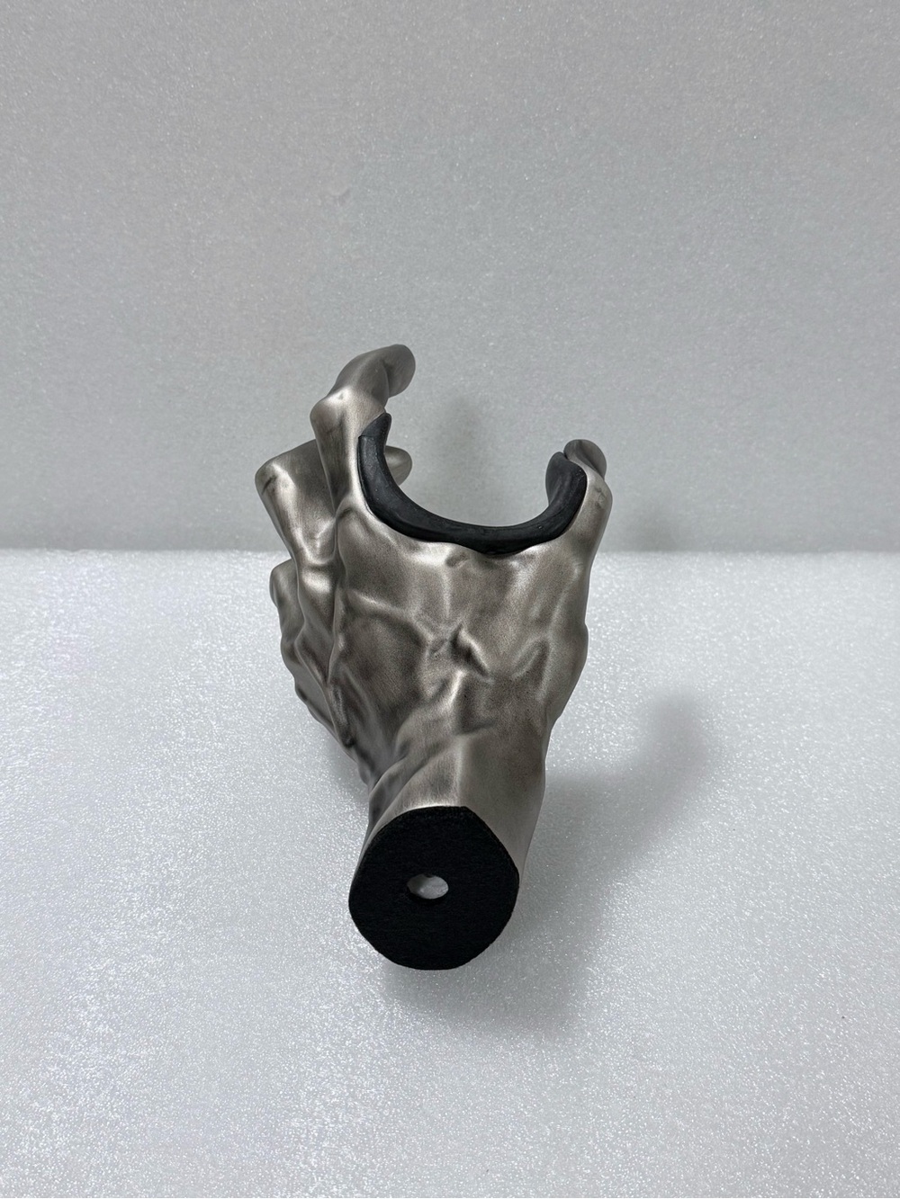 GuitarGrip Hand Shaped Wall Mounted Guitar Hanger, Silver - Picture 3 of 11